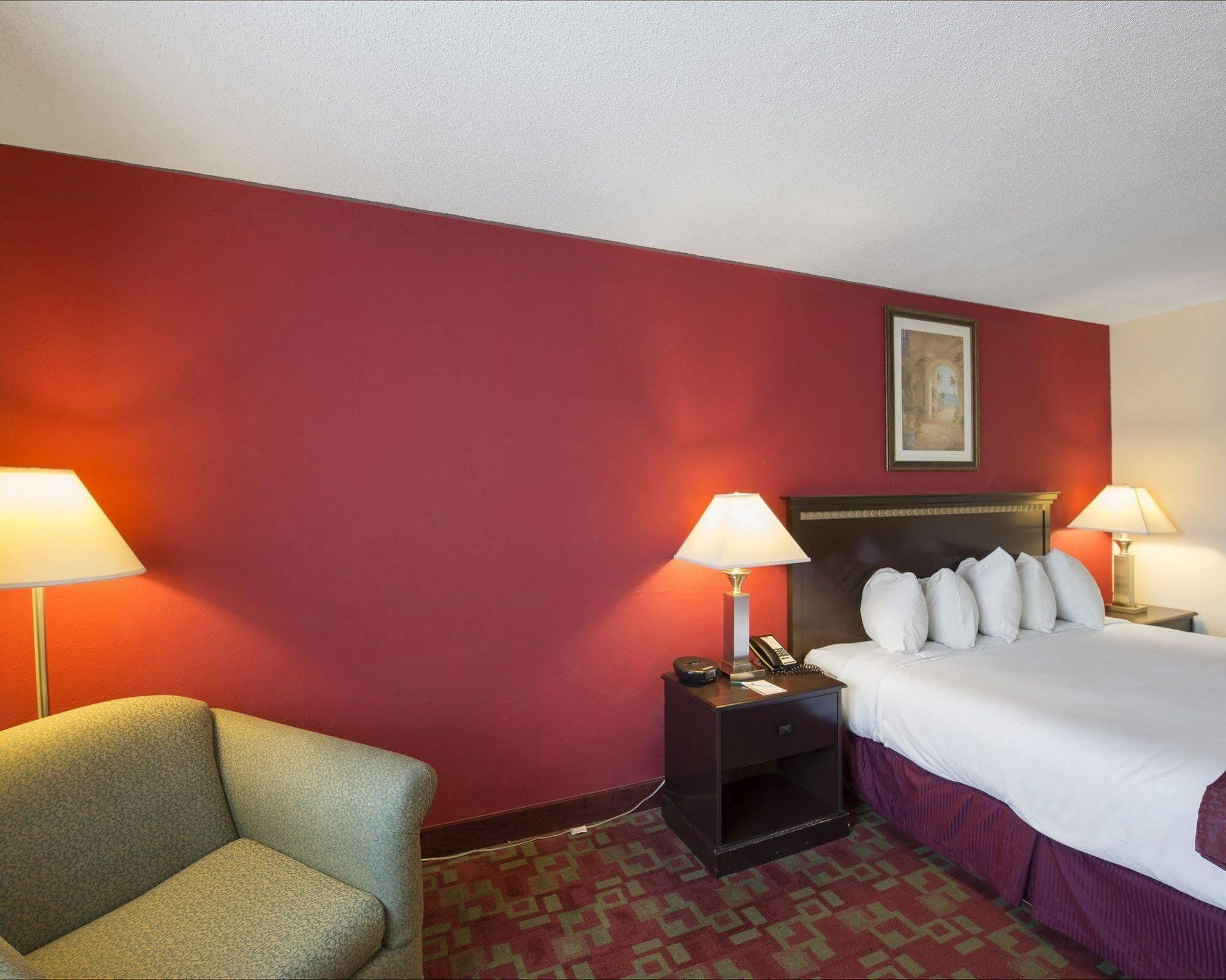 Remembrance Hotel 3*