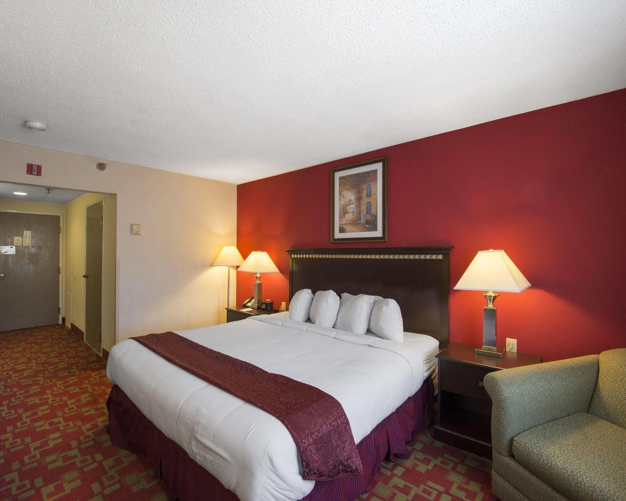 Remembrance Hotel 3*